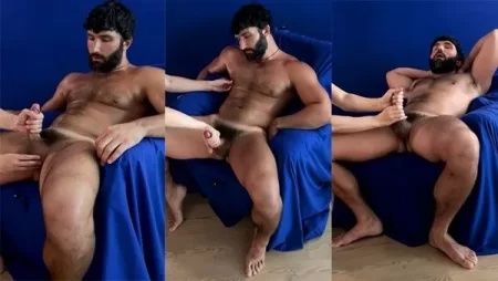Paolo Bruni gets jerked by The Edger 8